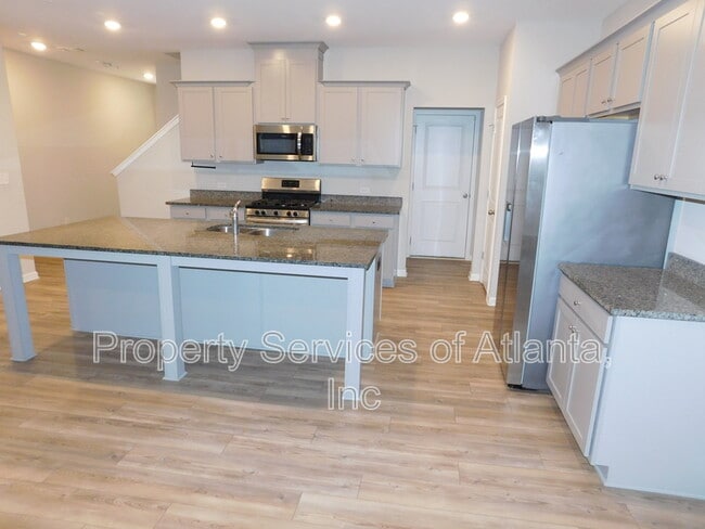 Photo - 418 Bannon Way