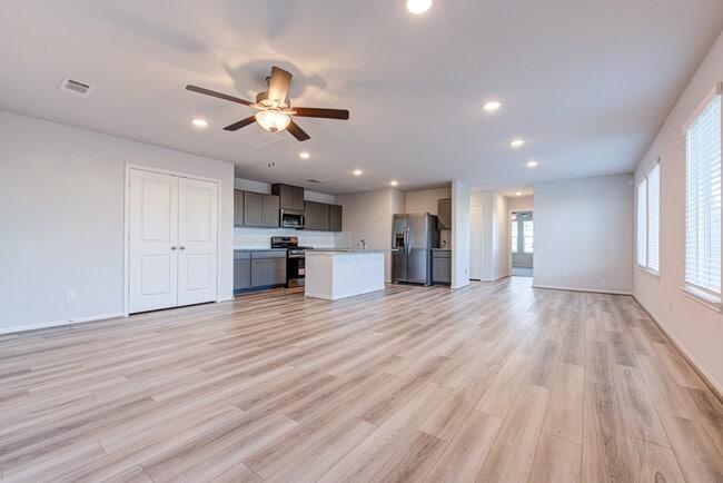 Photo - 18831 Glenwood Chase Ct