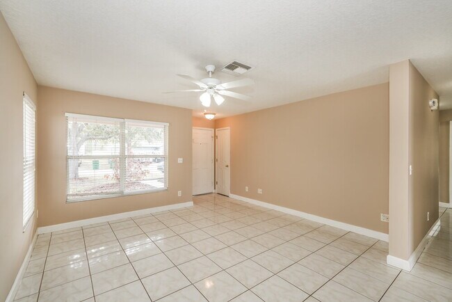 Photo - 32121 Northridge Dr