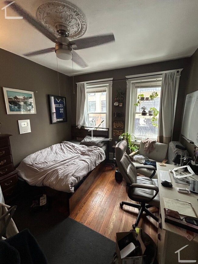 Photo - 4 bed in Beacon HIll