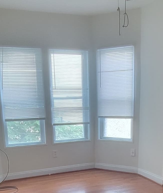 Building Photo - 4105 W Girard Ave Rental
