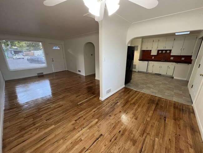 Photo - 4470 Harlan Ct