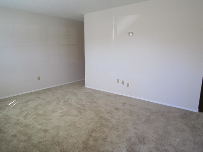 Photo - Charring Cross