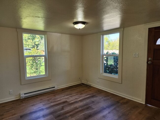 327 W K St
