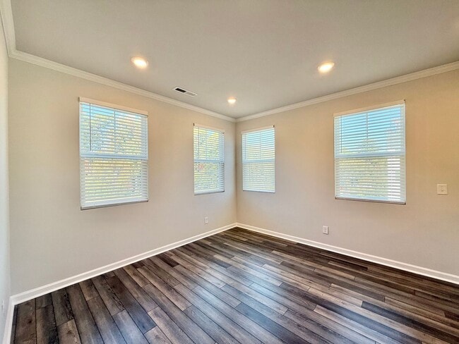 Photo - Stunning 3BD, 2.5BA Raleigh Townhome with ...