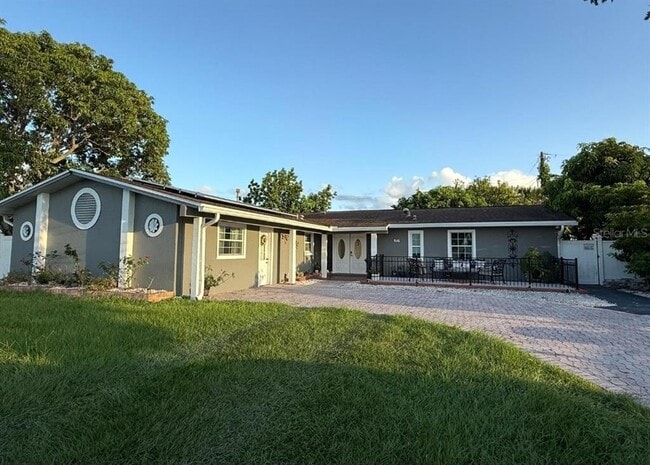 Building Photo - 816 Plato Ave Rental