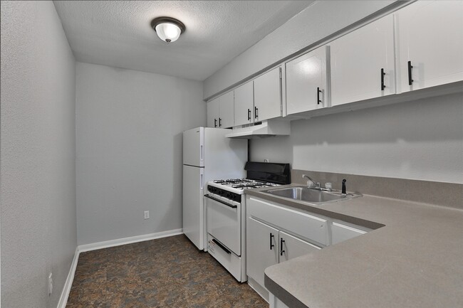 Photo - 1840 Richmond Ave. Unit 15