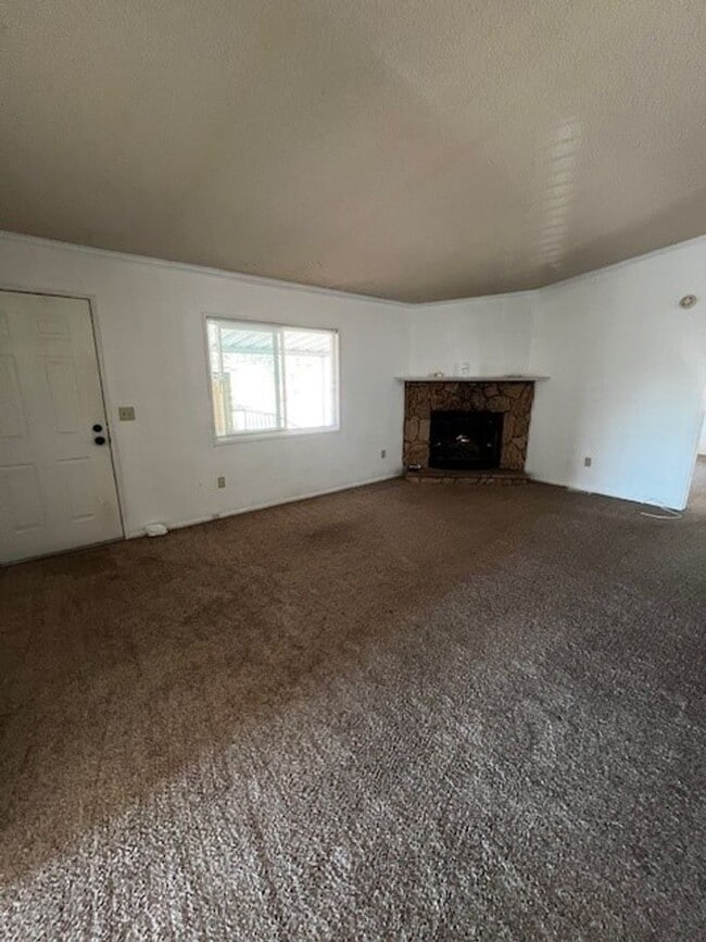 Photo - 21276 White Pine Dr