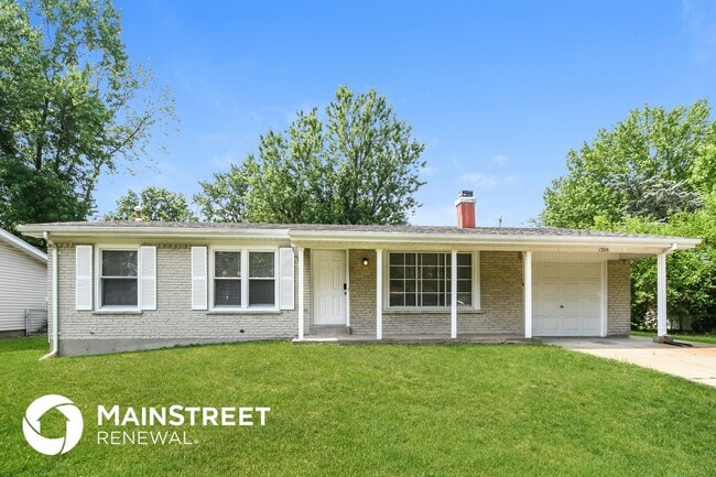 Photo - 1308 Claudine Dr