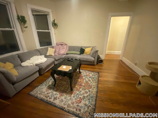 Photo - 21 Bucknam St Unit 3