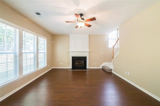 Photo - 3495 Ridgefair Dr