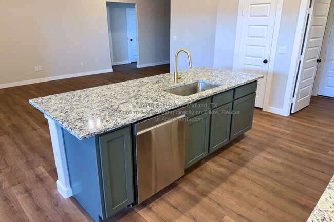 Kitchen Island Open Concept Living Room - 5913 Settler Ave