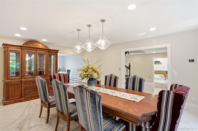 Photo - 3 Farmwoods Ln