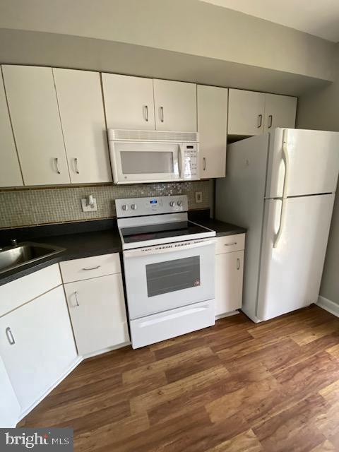 Building Photo - 6708 Ridge Rd Unit 304 Rental