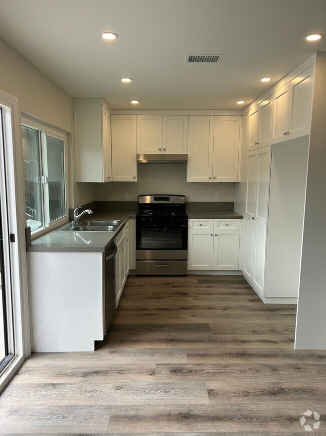 Building Photo - 8165 Laguna Ct Unit none Rental