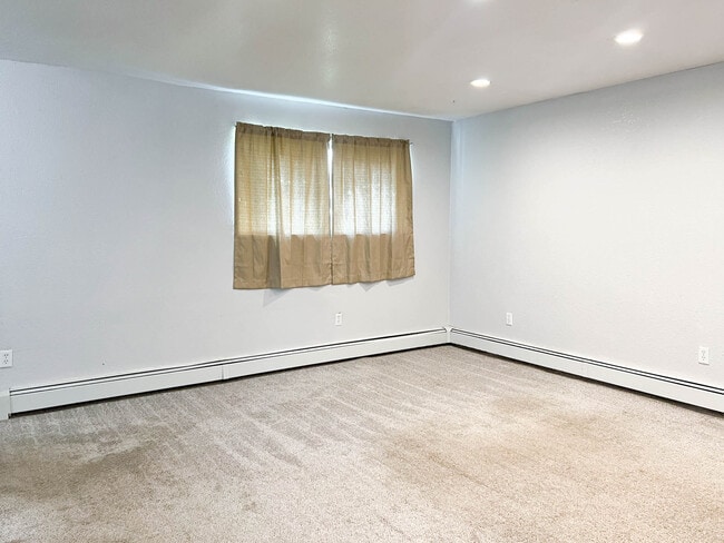 Photo - 132 N Lane St