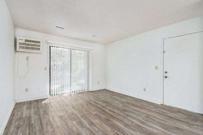 Woodcreek Apartments