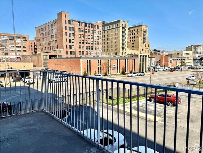 Building Photo - 210 N 17th St Unit 202 Rental