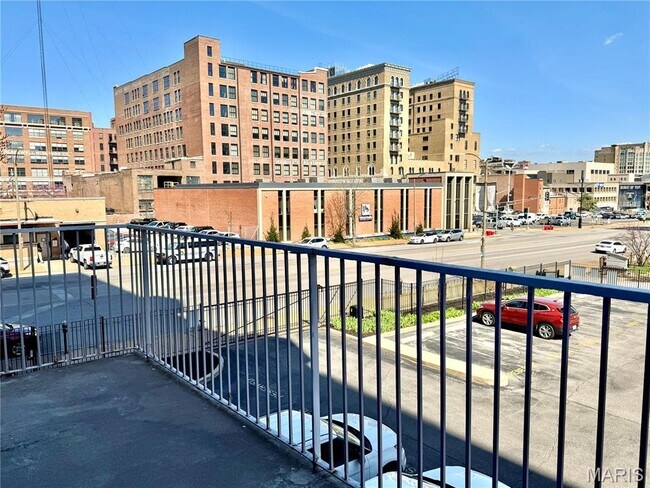 Photo - 210 N 17th St Unidad 202 Rental