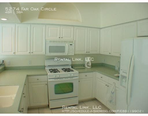 Photo - 5274 Far Oak Cir