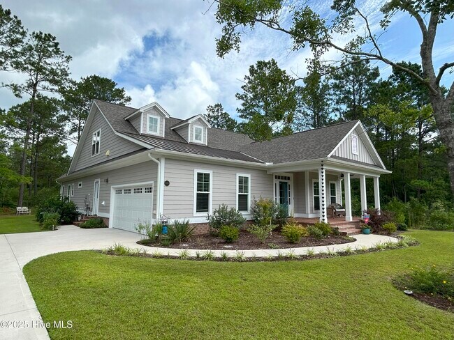 Photo - 9396 Bar Harbour Wy NE