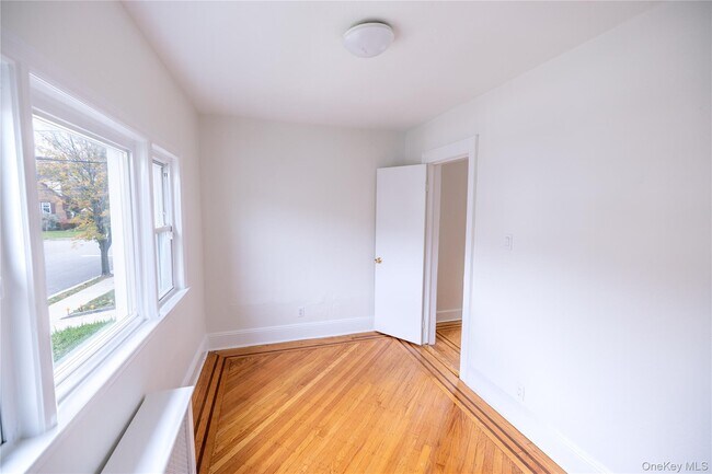 Photo - 56 Marlboro Rd