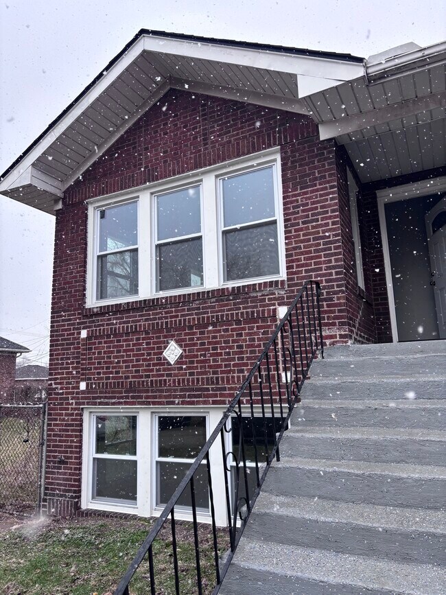 Photo - 1052 Tyler St