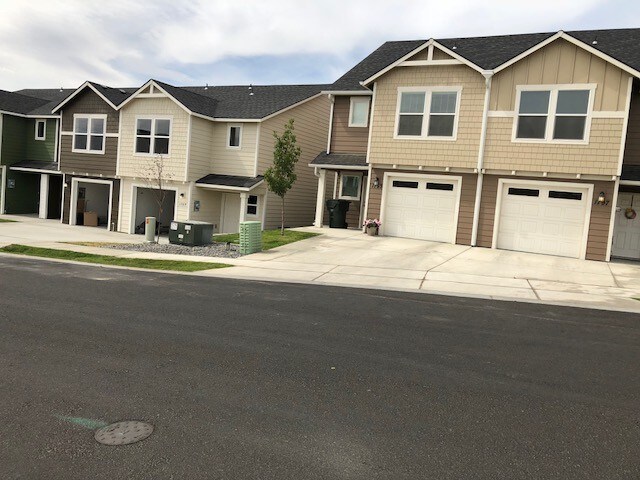 CIMMARON TERRACE - CIMMARON TERRACE