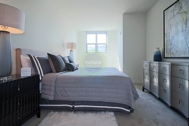 Photo - 900 W Huron St