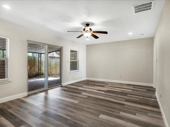 Photo - 103 S Highland Ave