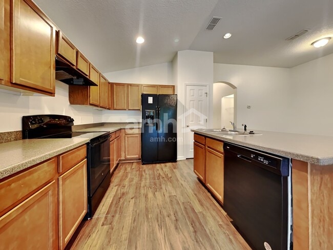 Photo - 6114 Sage Willow Way