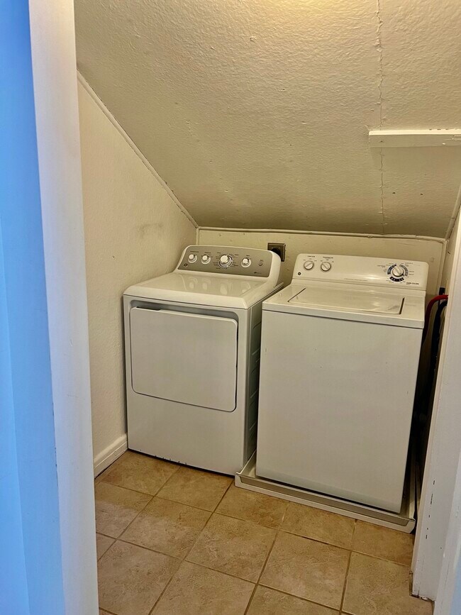 Photo - 191 Mount Horeb Rd Unit 2nd floor apt