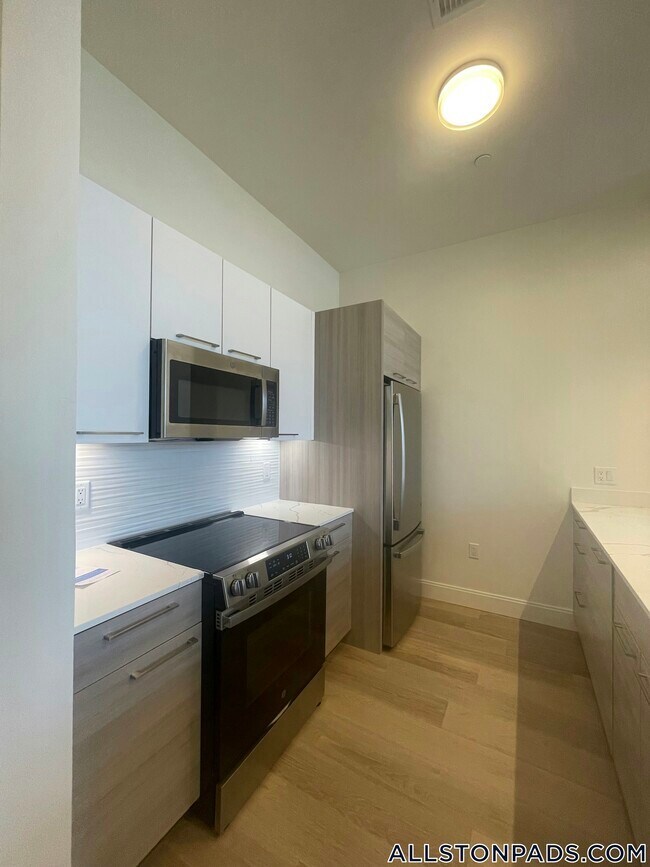 Photo - 1079 Commonwealth Ave Unidad 209