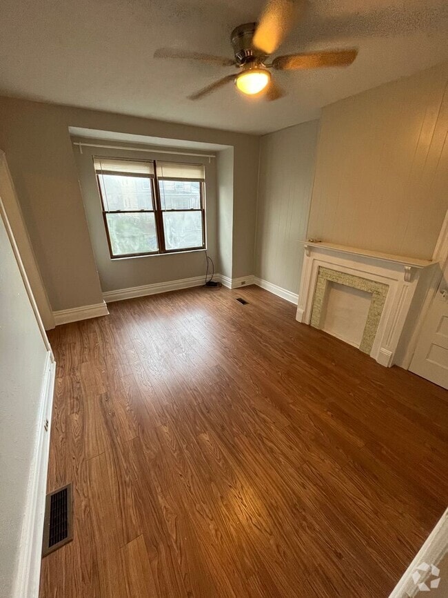 Building Photo - 151 Kendall Ave Unit Apt 2
