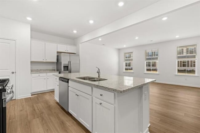 Photo - 84 Smithwood Dr
