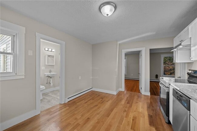 Photo - 54 Hillside Ave Unit 202