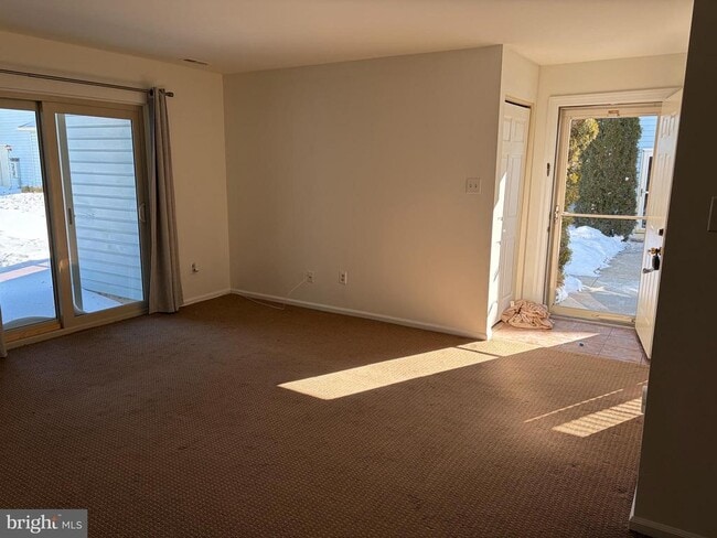 Photo - 405 Atlanta Court