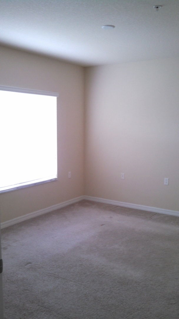 Photo - Beautiful 3 Bedroom 2.5 Bath Townhome in Lakeside Village!!