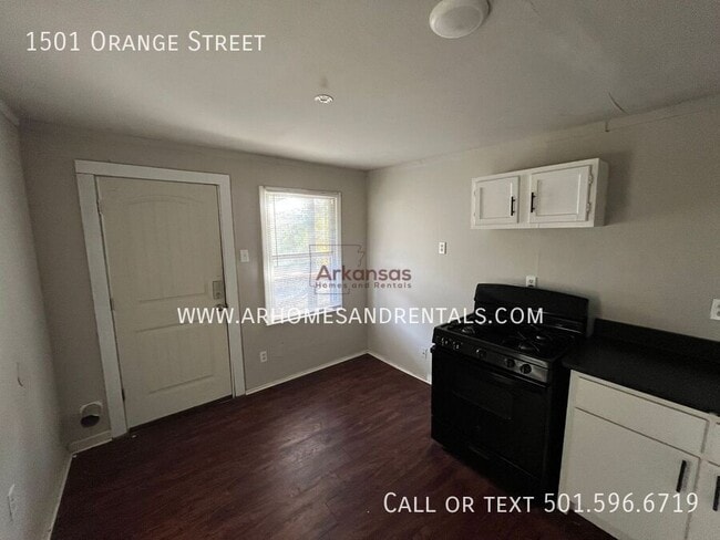 Photo - 1501 Orange St