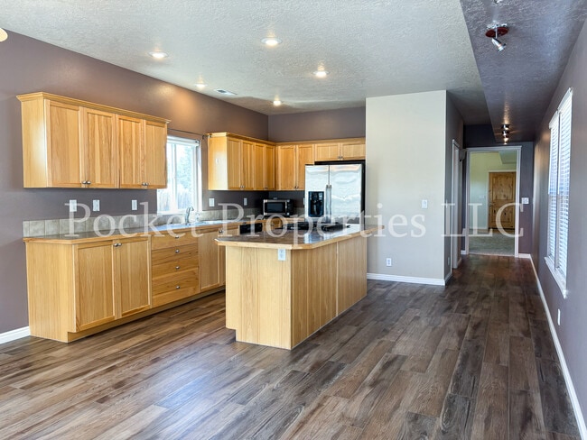 Photo - 1816 S Hervey St