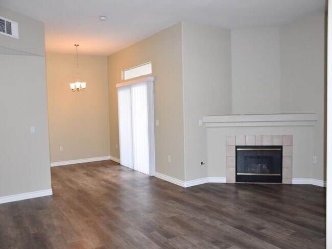 Photo - Fully remodeled ground floor 2BR unit in g... Unit 4111