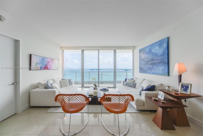 Building Photo - 1331 Brickell Bay Dr Unit 2403 Rental