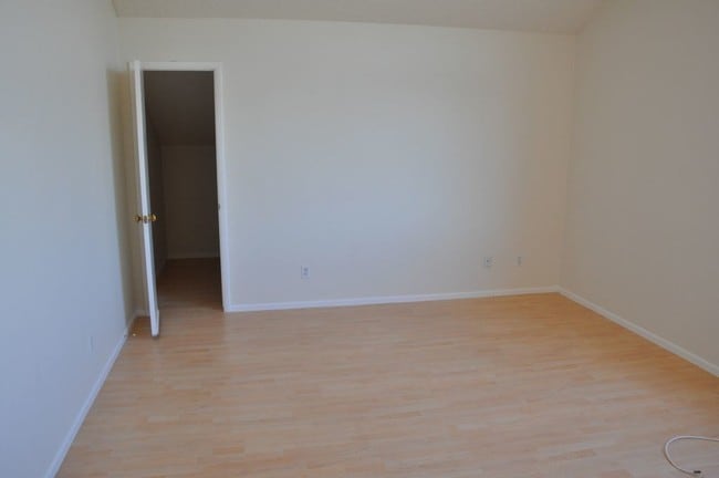 Photo - 3332 Mariner Bay St