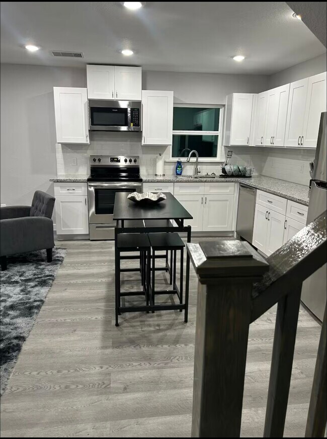 Photo - 4616 Shreveport Blvd Unit A