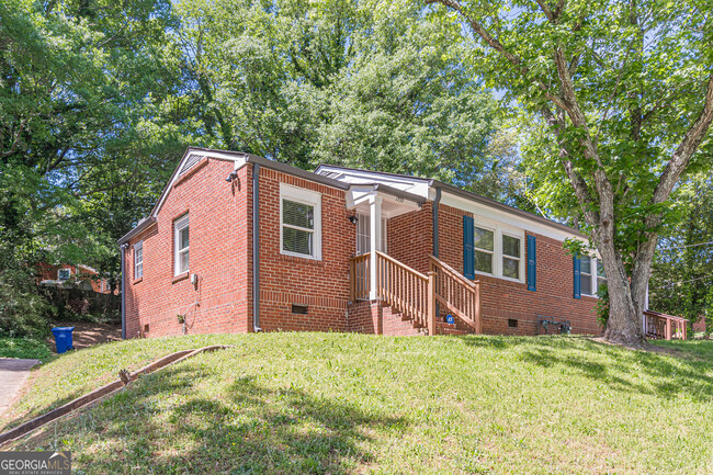 Building Photo - 1739 Cahoon St SW Rental