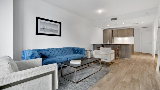 Photo - 801 S Miami Ave Unidad 1608