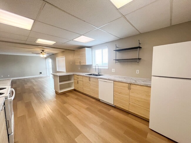 Photo - 1806-1808 Kimberley Drive Unit 1808