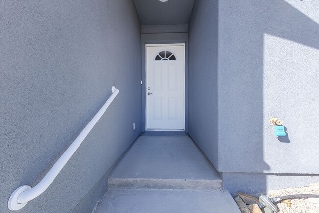 Photo - 9060 E Lakeshore Dr Unit 2