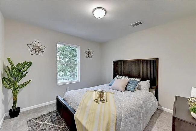 Photo - 3331 Midway Rd