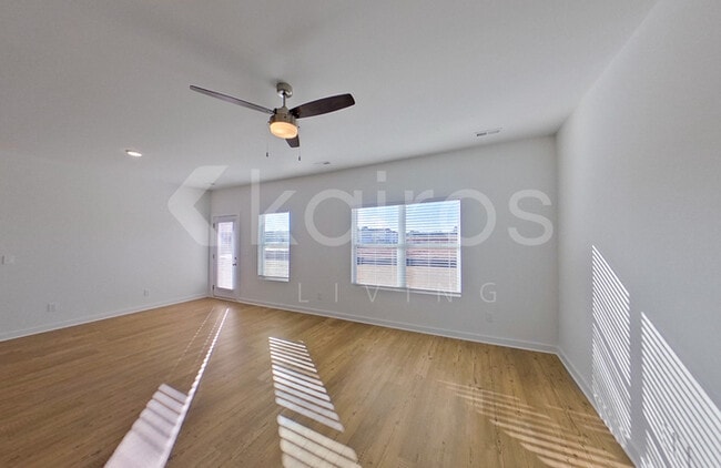 Photo - 6115 Taramore Ln NW